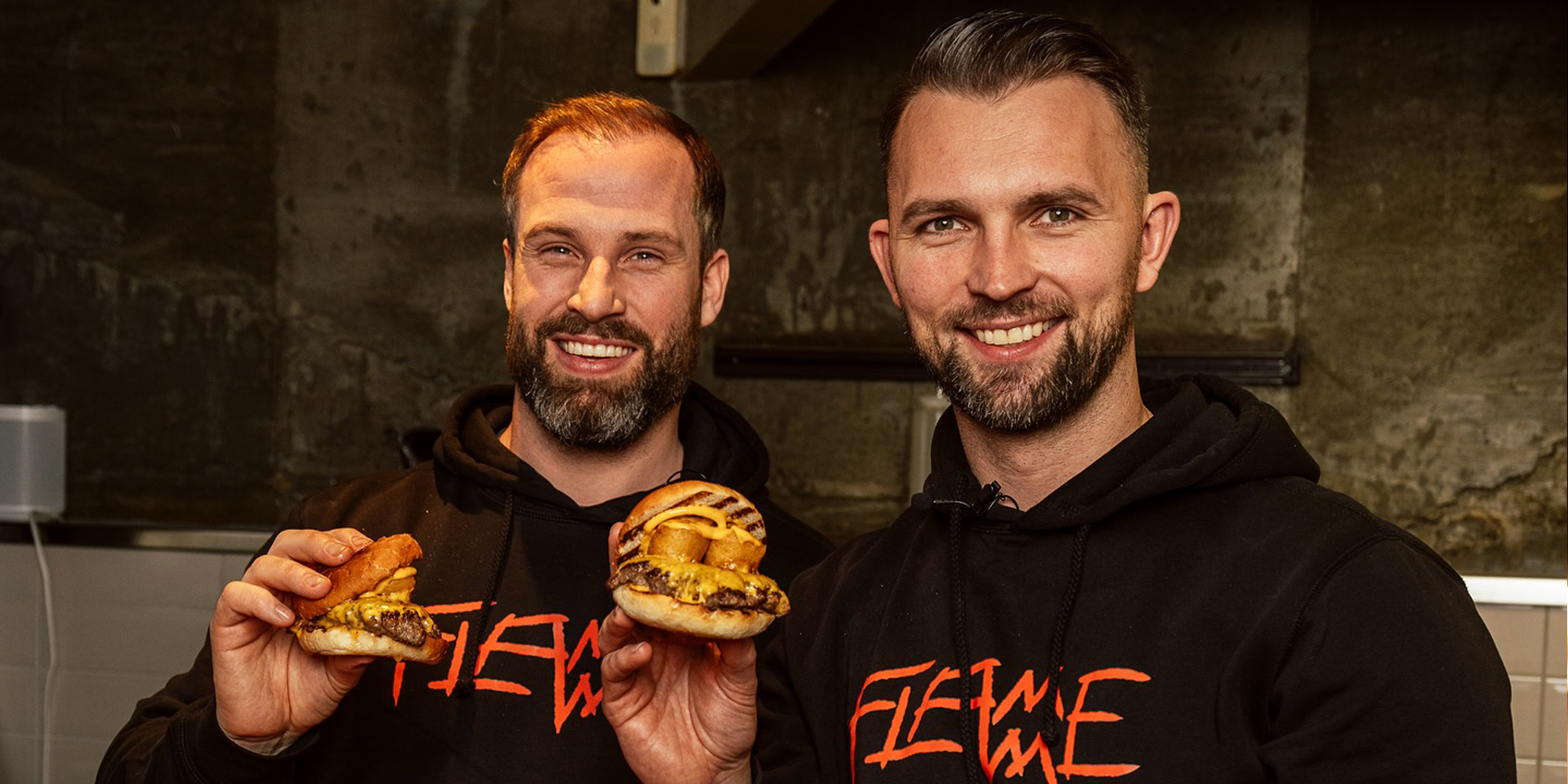 Flamme Burger: En smashing suksess!